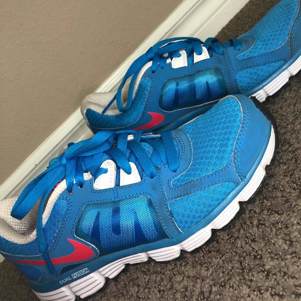 Nike Dual fusion size 8 women’s shoes 🏃🏻‍♀️